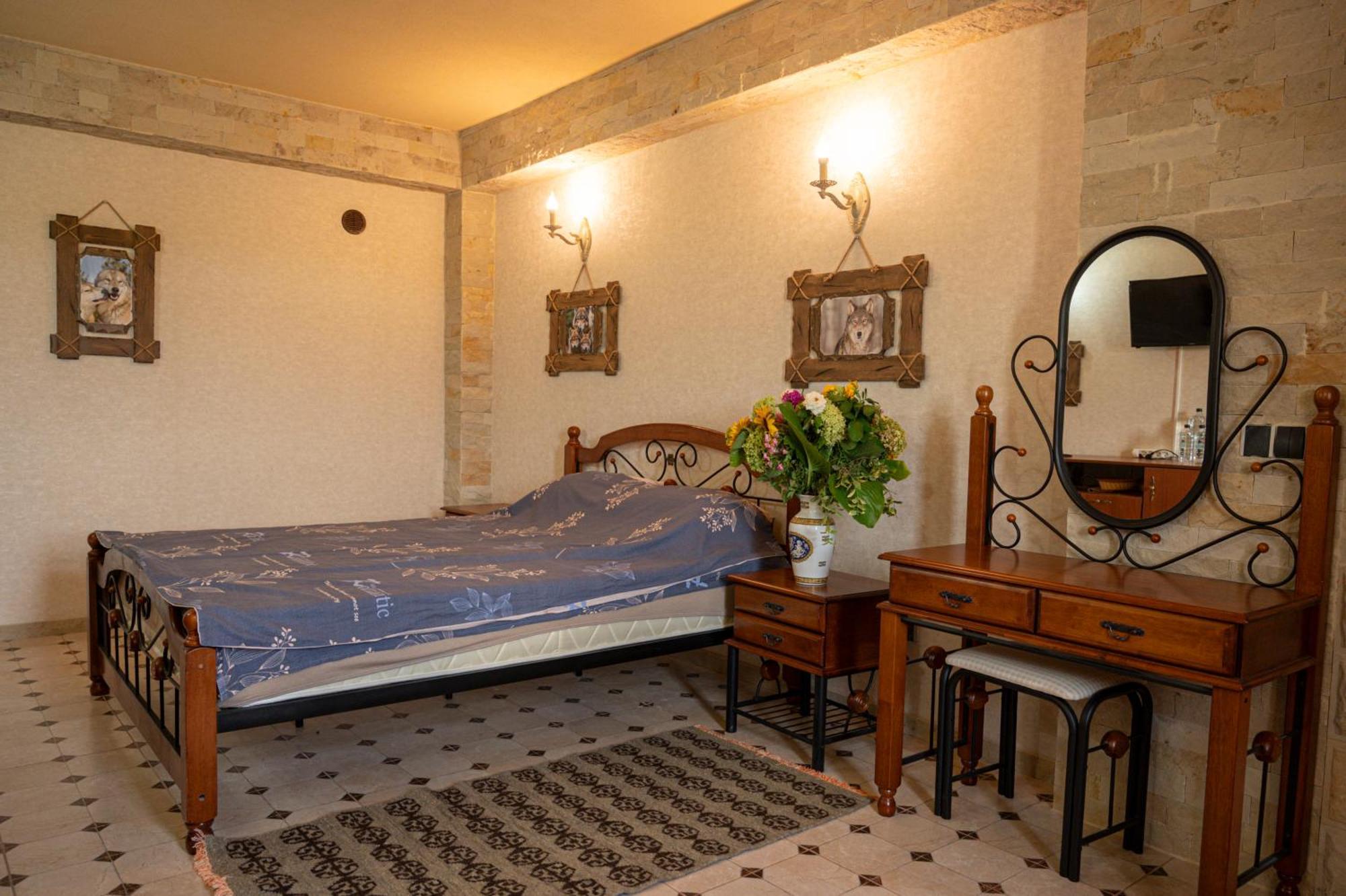 Castel Unghern Ivancea Экстерьер фото